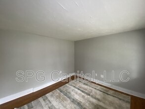 325 Valley St in Marysville, PA - Foto de edificio - Building Photo