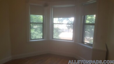 1148 Commonwealth Ave in Boston, MA - Building Photo - Building Photo