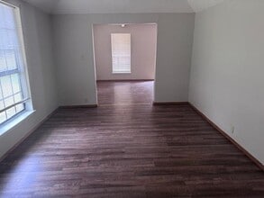 1243 13th NW in Paris, TX - Building Photo - Building Photo