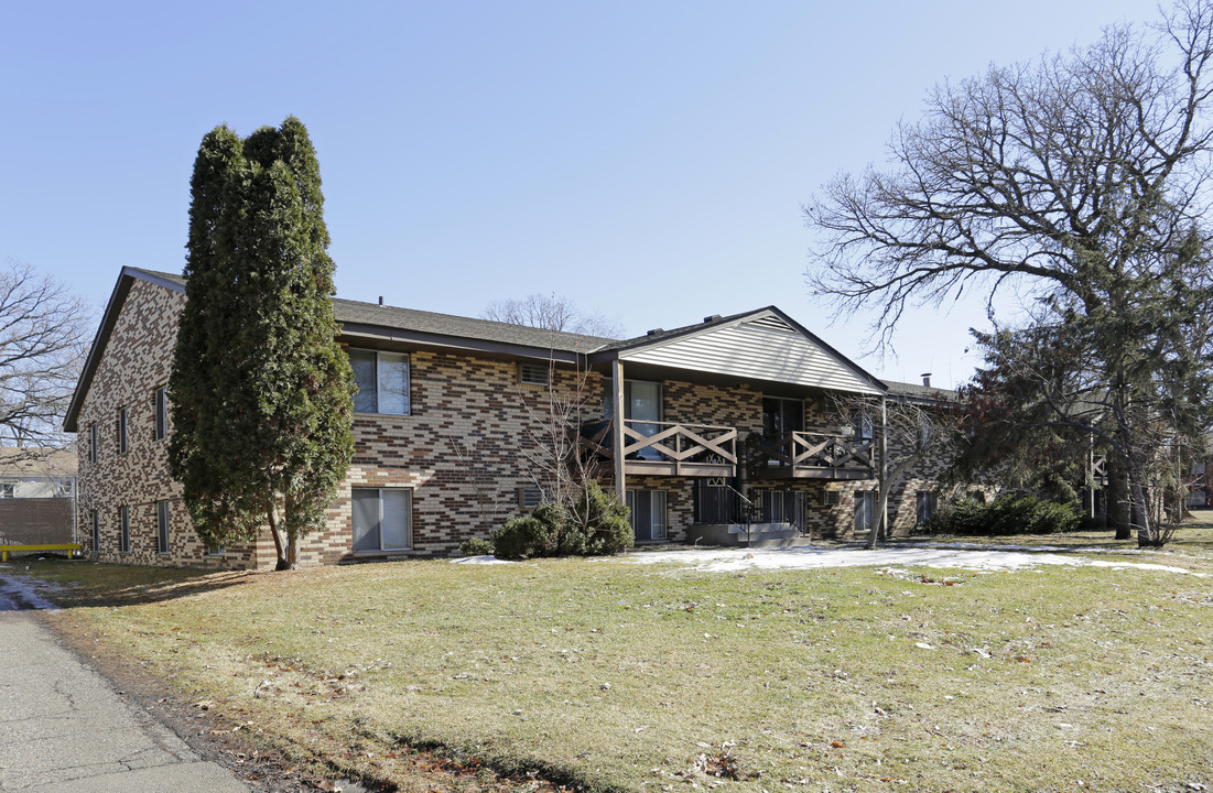 Euclid Apartments in Anoka, MN - Building Photo