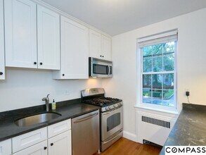 16 Ware St in Cambridge, MA - Building Photo - Building Photo