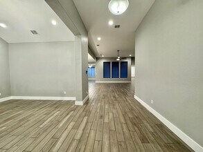 1610 Kinder Run in San Antonio, TX - Building Photo - Building Photo