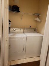 8573 Springtree Road, Unit 1 in Jacksonville, FL - Building Photo - Building Photo