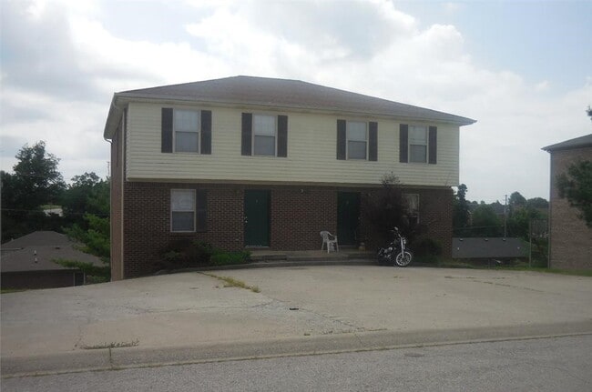 309 McDougal Ave, Unit 1