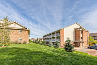 Laurel Springs Apartments in Erie, PA - Building Photo - Building Photo