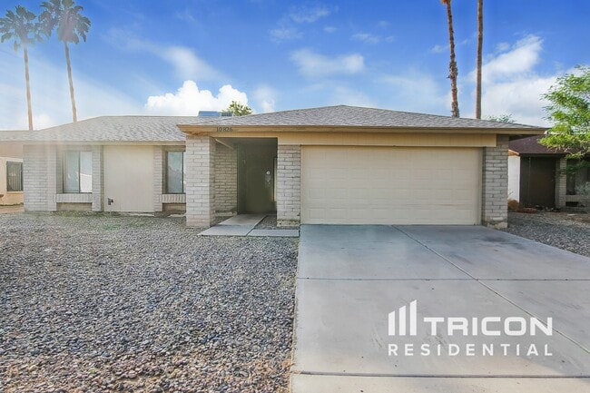 property at 10826 N 41st Ave
