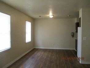 340 W Hampton Ave in Sumter, SC - Building Photo - Building Photo