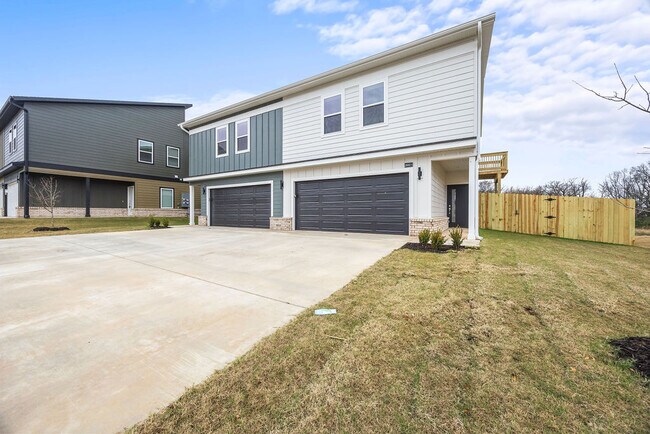 2602 SW Convent St in Bentonville, AR - Foto de edificio - Building Photo