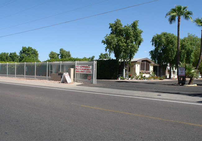 16225 N 29th St in Phoenix, AZ - Foto de edificio - Building Photo