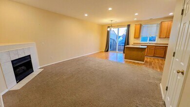 16130 NW Fescue Ct in Portland, OR - Building Photo - Building Photo