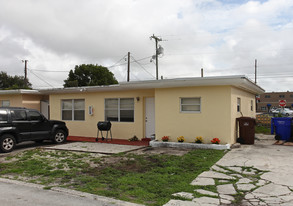 508 NW 60th Ter in Hollywood, FL - Building Photo