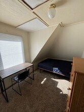 702 W Green St in Urbana, IL - Building Photo - Building Photo