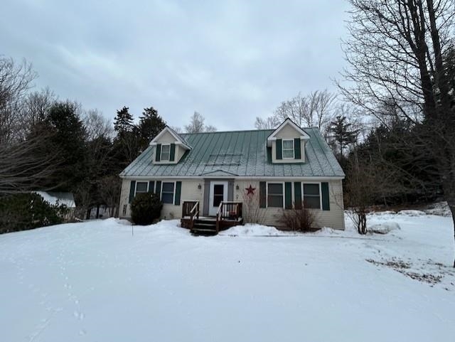 15 Kelley St in Newbury, NH - Building Photo