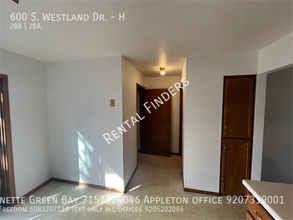 600 S Westland Dr in Appleton, WI - Building Photo - Building Photo