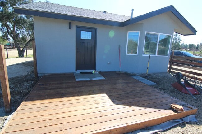 2110 Ferrocarril Rd in Atascadero, CA - Building Photo - Building Photo
