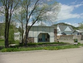 538 N 4th St in Raton, NM - Foto de edificio - Building Photo