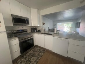 2369 NW 89th Dr in Coral Springs, FL - Building Photo - Building Photo