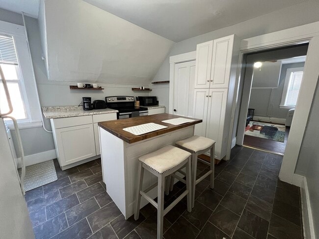 property at 272 Front St