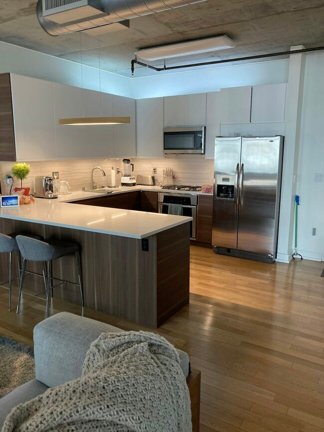property at 645 W 9th St