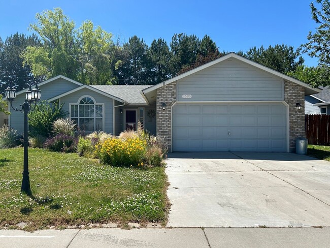 1685 NW 13th St