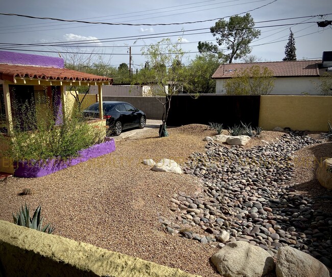 2216 E 6th St in Tucson, AZ - Building Photo - Building Photo