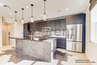 3016 Marquee Wy in San Diego, CA - Building Photo - Building Photo