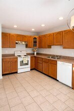 43 Barton St in Millerton, NY - Building Photo - Building Photo