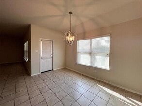 526 Clearlake Dr in Waxahachie, TX - Building Photo - Building Photo