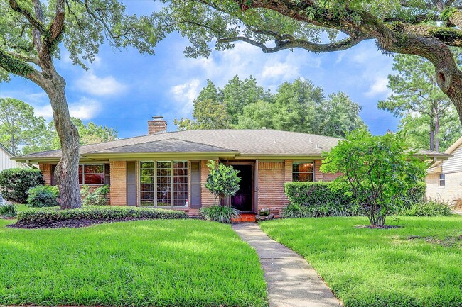 5638 Yarwell Dr in Houston, TX - Building Photo - Building Photo