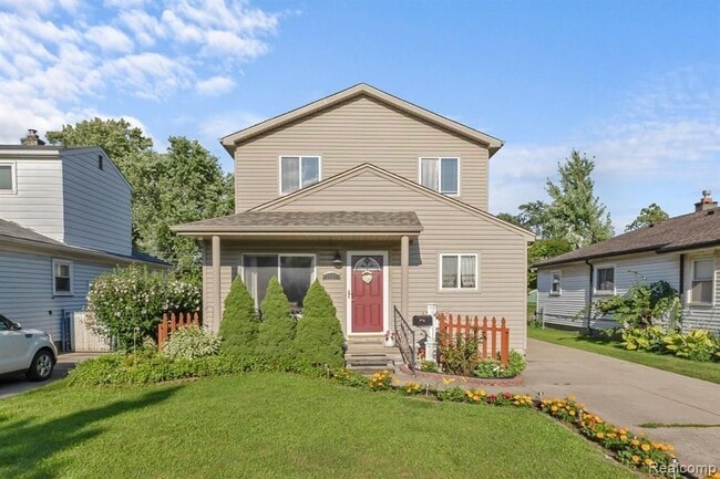 property at 3921 Jackson St