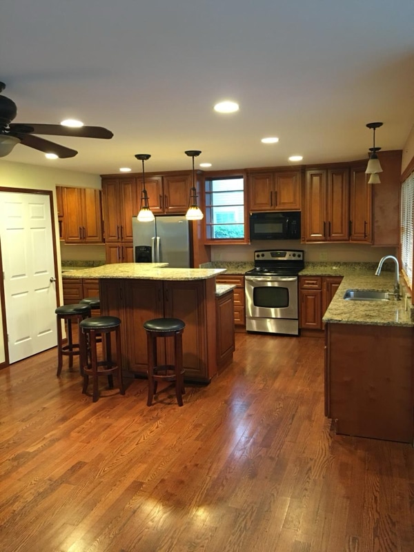 19239 W Fairview Dr in Mundelein, IL - Building Photo - Building Photo