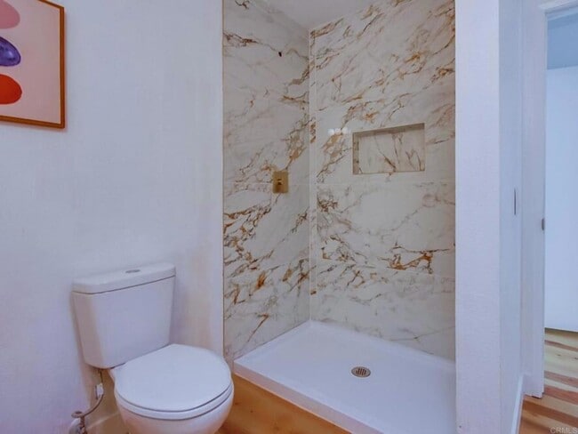 1025 Plover Way in Oceanside, CA - Building Photo - Building Photo