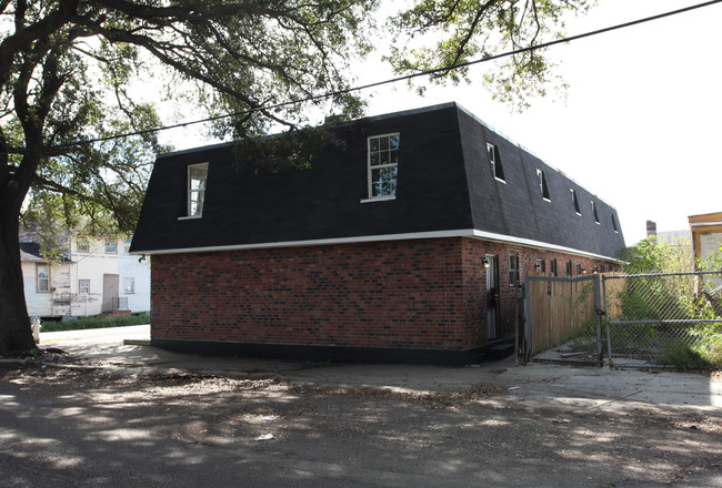 3100 Jackson Ave in New Orleans, LA - Building Photo - Building Photo