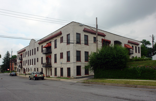 Moller Apartments in Hagerstown, MD - Foto de edificio - Building Photo