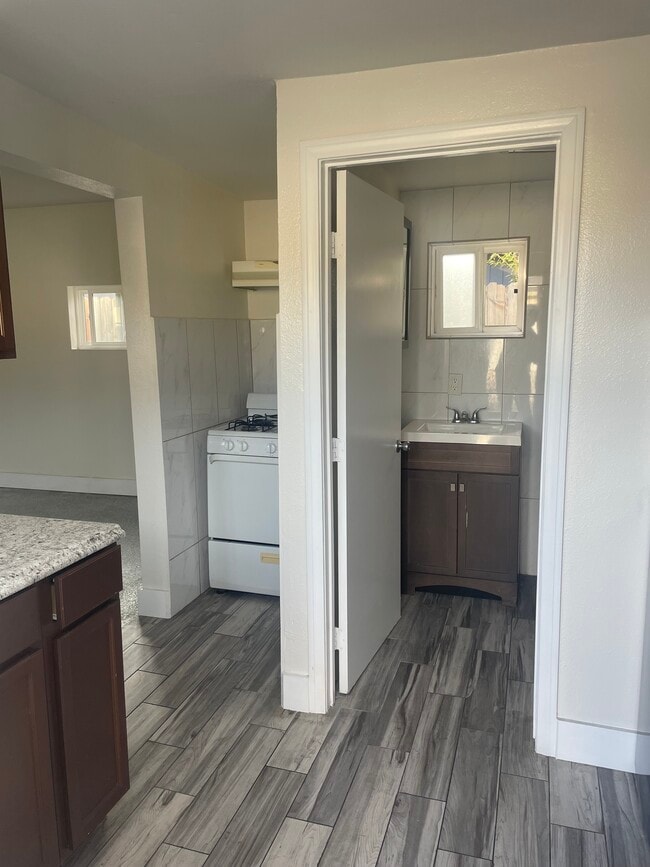 1733 W 150th St in Gardena, CA - Building Photo - Building Photo