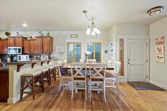 1621 S Vermont Ave in Boise, ID - Building Photo - Building Photo