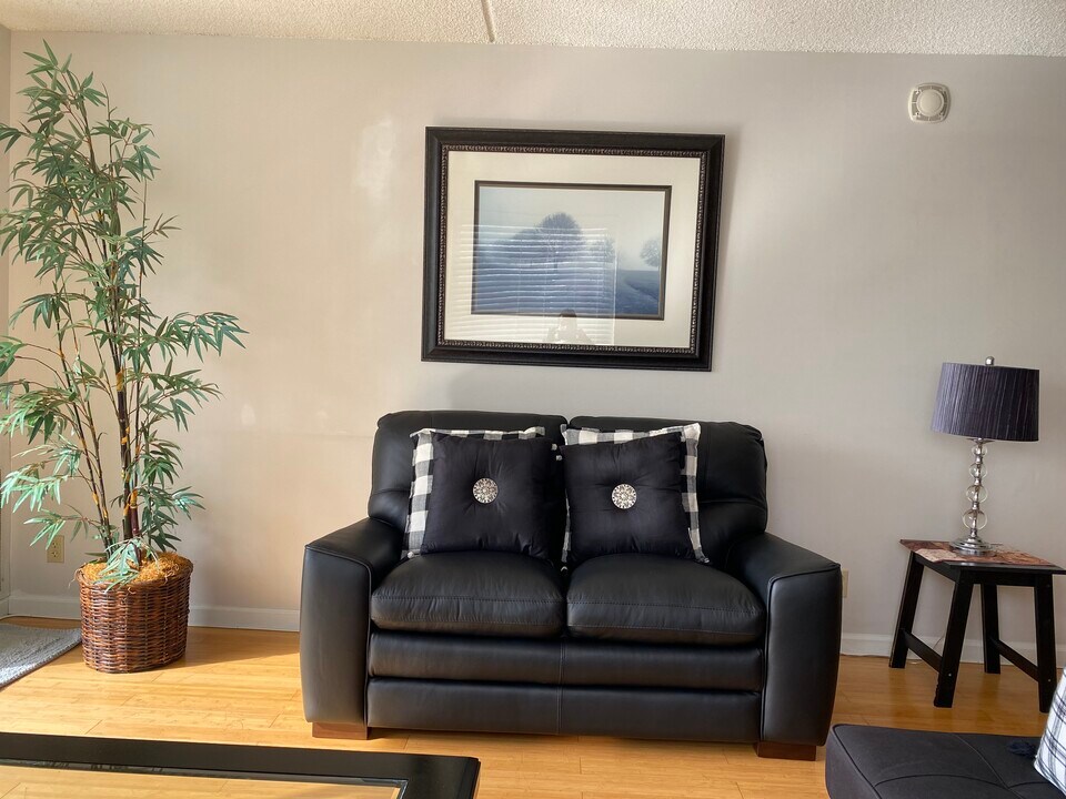 400 Hobron Ln, Unit 3415 in Honolulu, HI - Foto de edificio