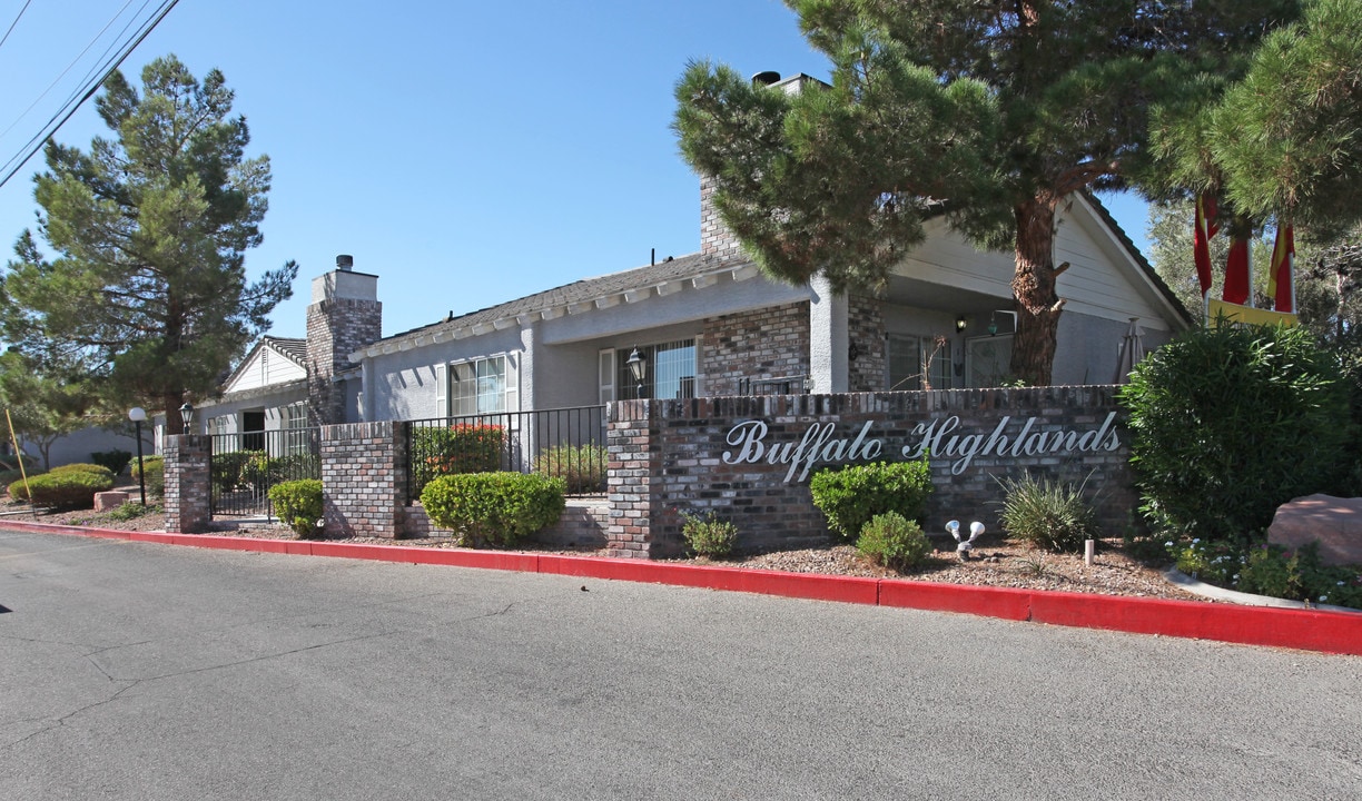 Buffalo Highlands in Las Vegas, NV - Foto de edificio