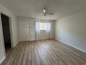 2801 Terminal St in North Myrtle Beach, SC - Building Photo - Building Photo