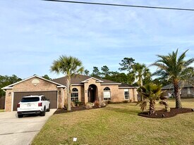 2216 Smallwood Dr in Navarre, FL - Building Photo