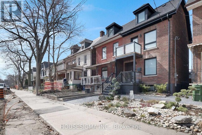 274 Roxton Rd in Toronto, ON - Building Photo - Building Photo