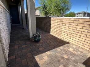 371 Andy Wheeler Dr in Henderson, NV - Foto de edificio - Building Photo