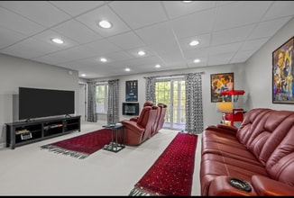 42 Surrey Run in Asheville, NC - Building Photo - Building Photo