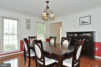 7509 Mullingar Ct in Springfield, VA - Building Photo - Building Photo