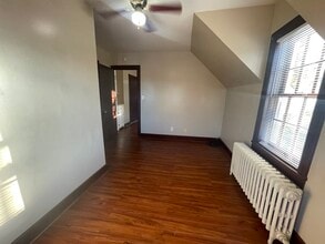 109 Stewart St, Unit 2 in East Peoria, IL - Building Photo - Building Photo
