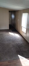 128 SE Guinevere Ct in Lake City, FL - Building Photo - Building Photo