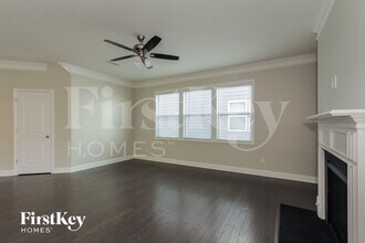 8137 Kalson St in Huntersville, NC - Building Photo - Building Photo