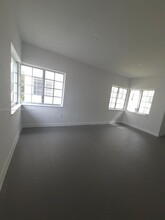 1211 Euclid Ave in Miami Beach, FL - Building Photo - Building Photo
