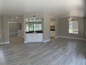 4594 Cove Dr in Carlsbad, CA - Building Photo - Building Photo