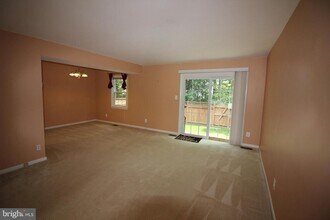 2348 Wheystone Ct in Vienna, VA - Building Photo - Building Photo